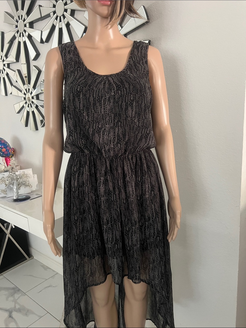 Doe & Rae Black Sleeveless High-Low Scoop Dress, see-through stitch waist size M